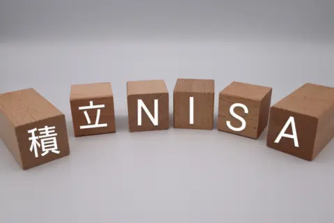 50代の親が10年前から「つみたてNISA」をしていたら、老後資金はどのくらい多かった？ 貯金とNISAのシミュレーション比較