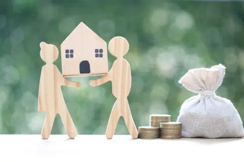 母の遺産「預金300万円＋自宅」。兄とどう分けるのが“いちばん揉めない”方法なの？