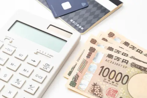 冬ボーナスで「貯金1000万円」を達成！ 父に「銀行を分けて預けろ」と言われましたが“別の支店”に分けてもダメですか？ 1000万円以上は「保護されない」のでしょうか？「高額預金」のリスクとは