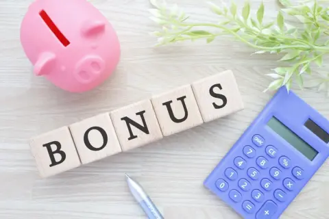 今年の「冬ボーナス」が不支給でショック…兄は「車を買い替える」と言っていますが、実際“ボーナスなし”の会社はどのくらいですか？「年俸制・高月給」なら問題ないのでしょうか？