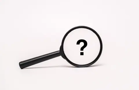 子どもが2人いて世帯年収は300万円ほどです。家賃を抑えたいのですが、どうしたら公営住宅に入れますか？ 入居条件を教えてください。