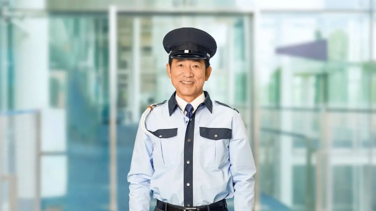 67歳ですが警備員として「月10万円」稼ぐことはできますか？体力がないと厳しいでしょうか？