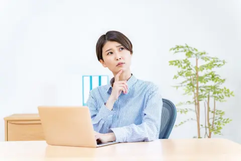友人に「ボーナス50万円だった」と聞き落ち込み…私の会社は「ボーナスなし」なのですが、実際“支給ありの会社”が多いですよね？ 転職すべきでしょうか？