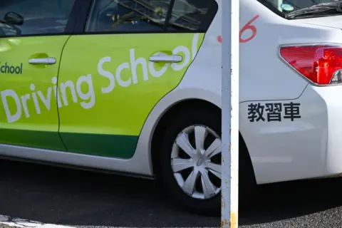 【実録】免許更新なら「3000円程度」で済むのに、うっかり放置で“10万円”に！ 更新忘れに気づいた「意外な理由」とは？ 再取得の費用もあわせて解説