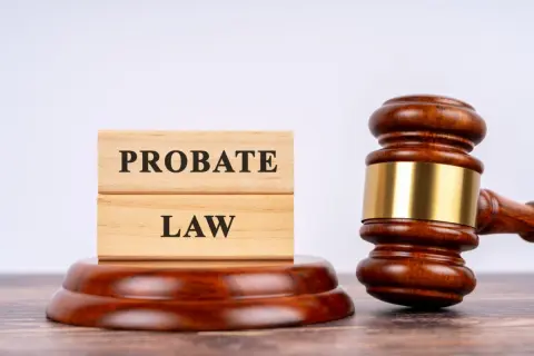 親から生前贈与で「100万円×3年」もらっていた私。相続時に税金はどう扱われる？