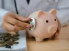 退職した父（63歳）から「国民健康保険の請求が年36万円も来た」と相談が！ 無職・収入ゼロでもここまで高い？ 減免を使うと“いくらまで下がる”のか計算した