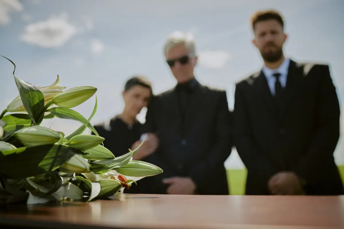 60代前半で夫を亡くした妻は「遺族年金」をいくら受け取れる？夫の年金額から試算