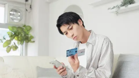 【12月2日から】「マイナ保険証」に移行！ もう“手持ちの保険証”は「身分証明書」として使えませんか？ 勝手に捨ててしまって大丈夫でしょうか？ 注意点を解説