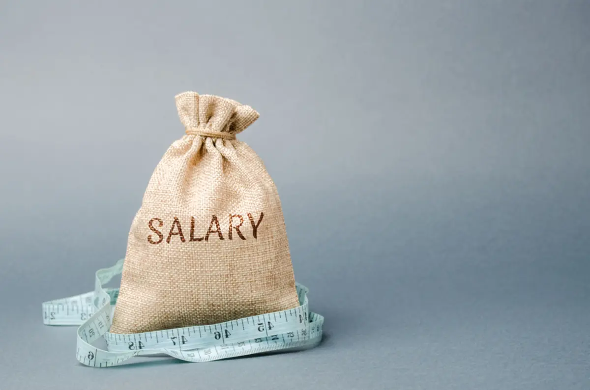 日本の平均給与「478万円」を超えている人はどれくらいいる？ どういう職業が高年収になりやすいの？