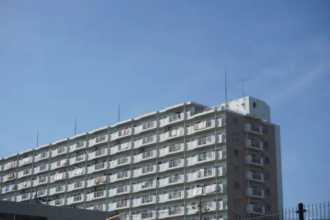 息子が「残クレでマイホームを買う」と言っています。車の残クレは知っていますが、住宅も残クレで購入できるのですか？