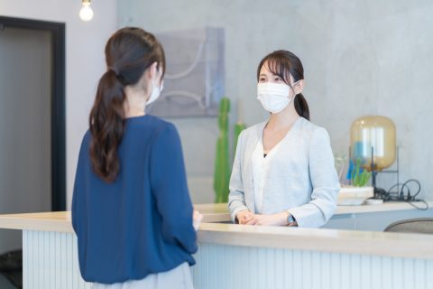 「マイナ保険証」を持っていなくても「資格確認書」で受診できる？負担額で損をしないように注意すべきことは？