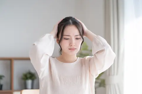 亡くなった父の生命保険、20年前に離婚し絶縁状態の「母」が受取人のままになっていました。保険金は母に渡すしかないでしょうか？