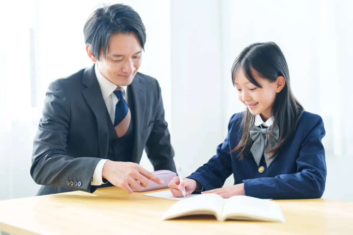 中学生の娘が「私立高校に行きたい」と言い出しました。世帯年収「720万円」でも授業料が“実質無料”になることはあるのでしょうか…？