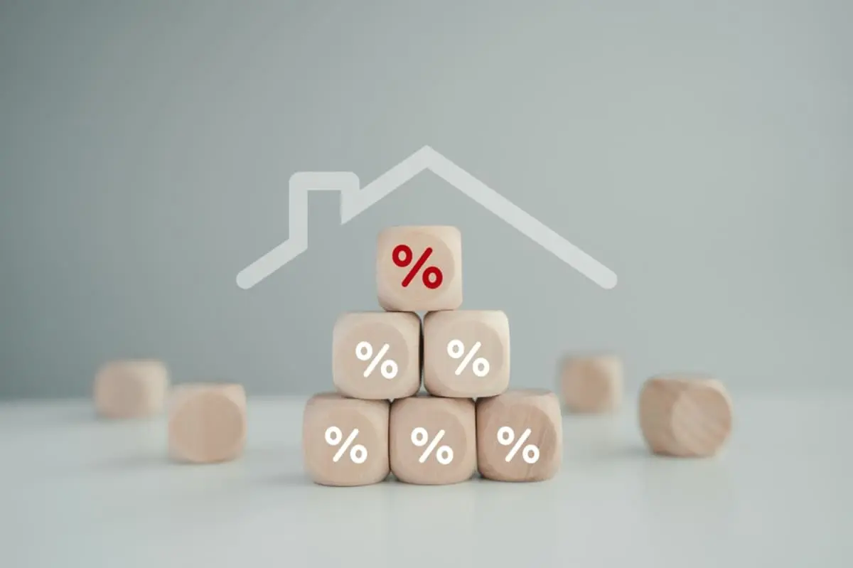 変動金利で「月7万円」を返済中のわが家。日銀の「0.75％」利上げで“毎月の返済額・総返済額”はどうなりますか？「借入2000万円×25年」で住宅ローンへの影響を確認