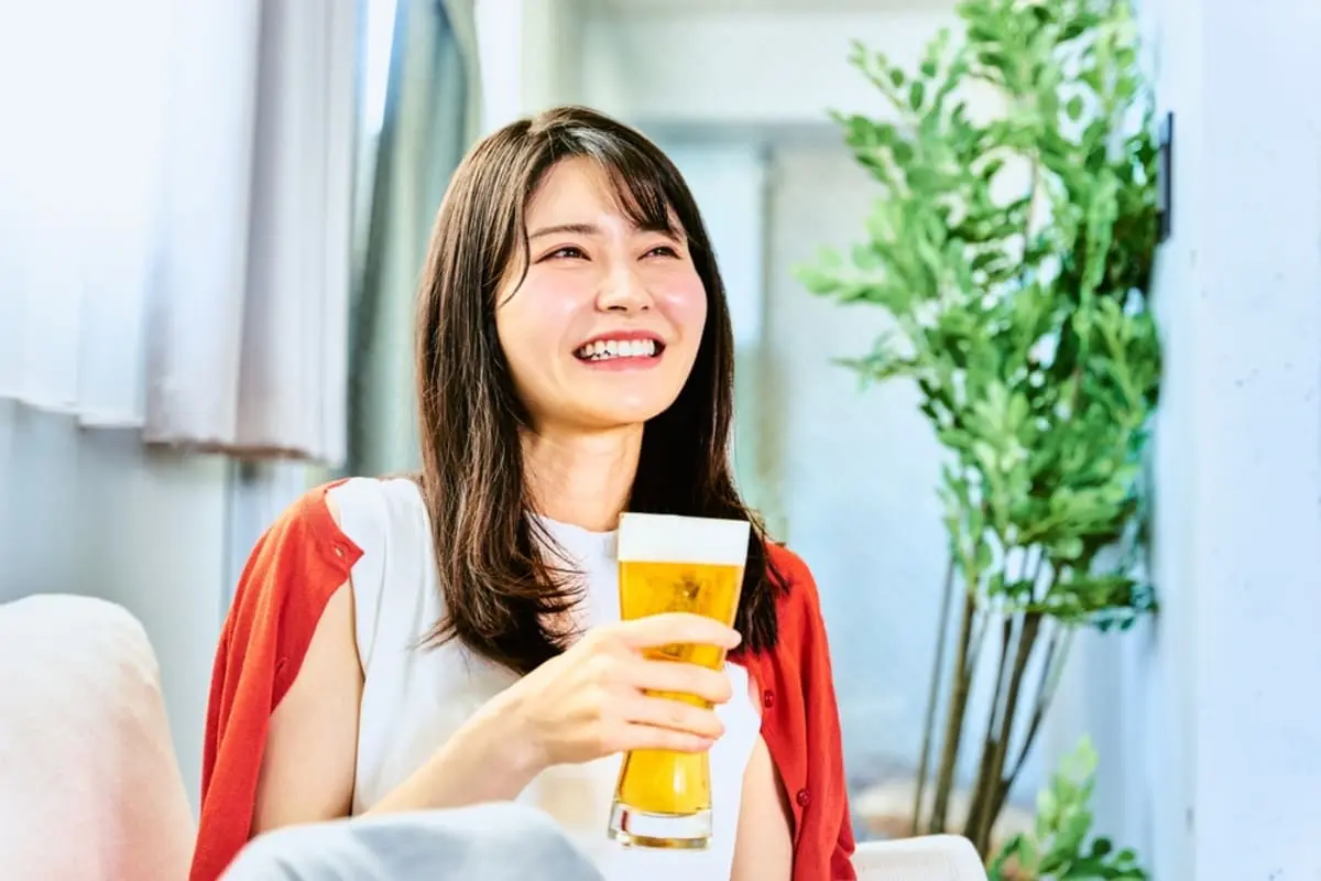 発泡酒「金麦」が今年から「ビール」に？ ビール扱いになると何が変わるのでしょうか？ 格上げされる背景を解説