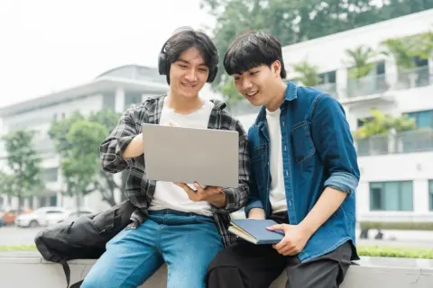 大学受験から入学までにかかる費用は「200万円」を超える？ 世帯年収400万円、子どもの大学進学に向けていくら備えておけばいいですか？