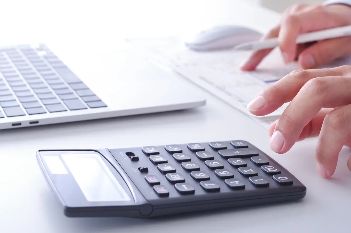 昨年の医療費が家族で「18万円」かかりました。パート収入しかない妻も「医療費控除」のために確定申告をした方がよいのでしょうか？