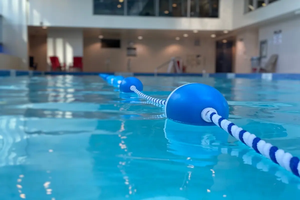 生活保護受給中ですが月1万5000円の風呂・プール付きジムに通おうと思っています。毎日通えば光熱費を抑えられると思うのですが実際に節約効果はありますか？