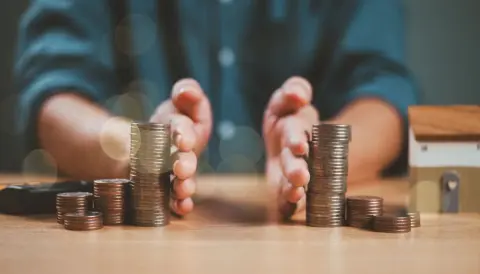 母が「家を売ったお金1000万円を今のうちに渡したい」と言います。妹は「ありがたくもらおう」と言いますが贈与税が心配です。どう受け取るのがよいでしょうか？