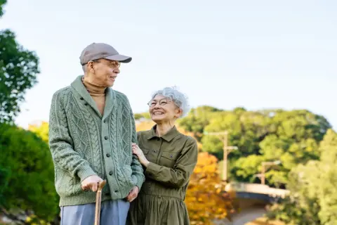 老後資金「2000万円」は本当に必要？ 65歳・貯金1200万円の夫婦は老後貧乏になりますか？