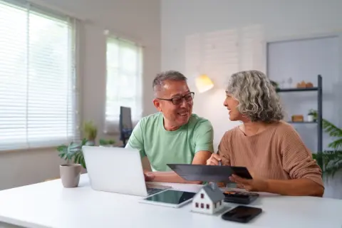 退職金1500万円で住宅ローンを完済。妻に「手元に残った600万円で暮らしていこう」と言われています。本当に老後資金として足りますか？