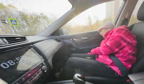 節約のために帰省中はコンビニで車中泊していたら通報された！無料かつ通報されない車中泊スポットはどこなのでしょうか。