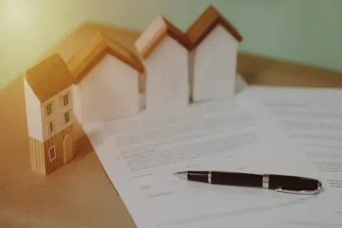 定年退職を迎えます。同僚から「住民税の支払いのために30万円は必要」と言われたのですが、退職金の税金は後から請求されるのですか？