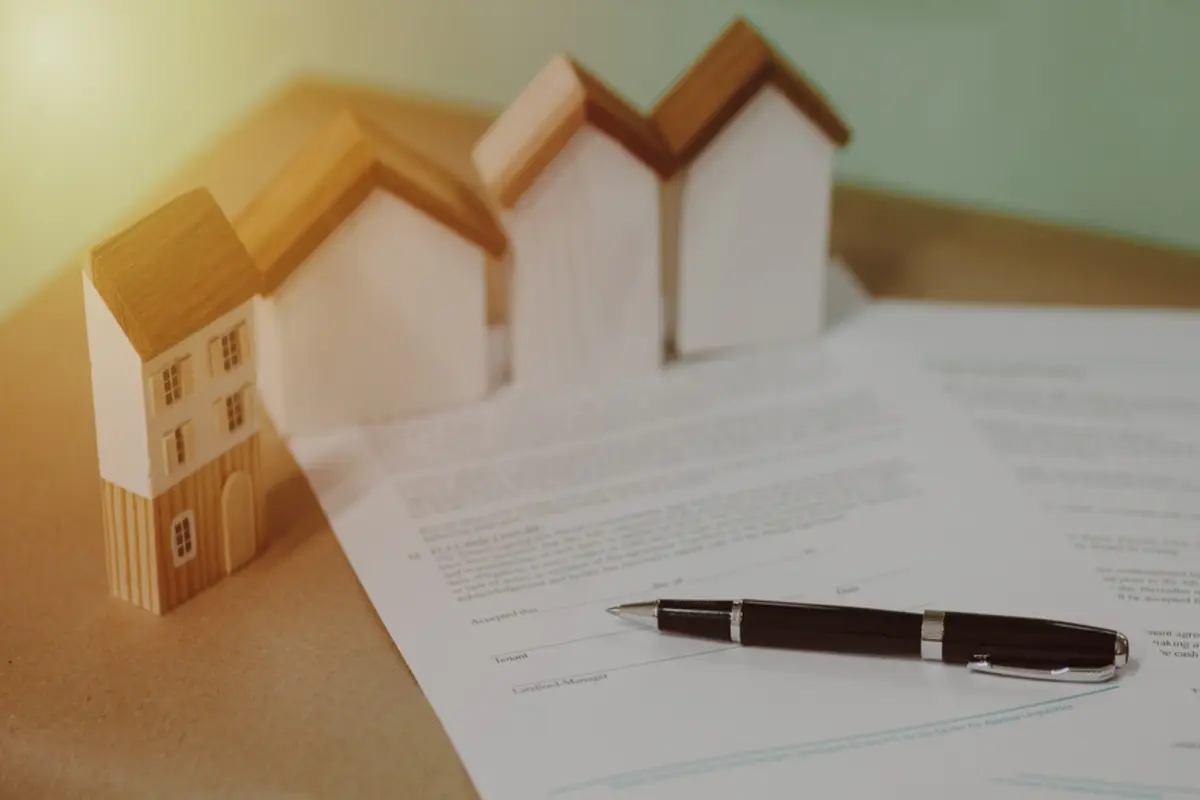 定年退職を迎えます。同僚から「住民税の支払いのために30万円は必要」と言われたのですが、退職金の税金は後から請求されるのですか？