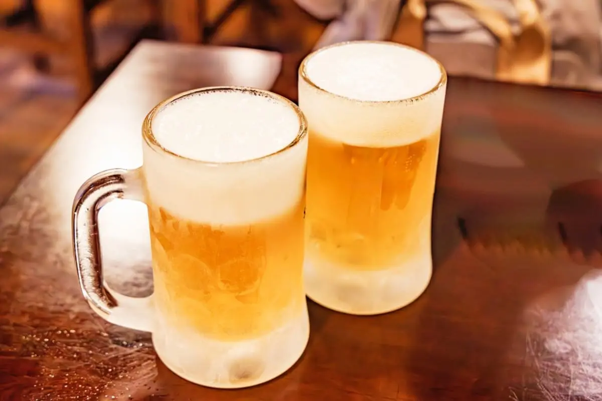 毎日「200円のビール」で晩酌していますが、妻に「ハイボールのほうが安くて糖質が低い」と言われました。角瓶を炭酸で割って飲むと、どれだけ節約できますか？“1ヶ月の差額”を確認