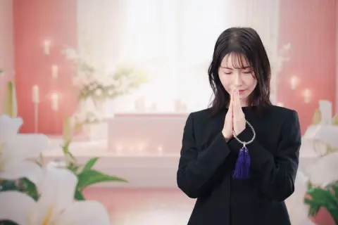 夫は「年収500万円」ですが、万一の場合“遺族年金”はいくら出ますか？ 私はパートで「年収100万円」ですが、今からでも正社員で働くべきですか？ 遺族年金だけで生活は難しいですよね？