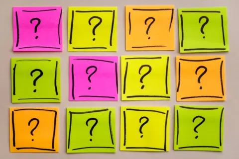 帰省中「相続対策になるから」と親から100万円をもらいました。これから毎年100万円を渡すと言われたのですが、この方法は本当に相続対策になるのでしょうか？