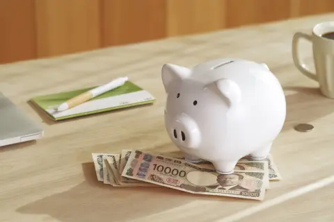 子どもの「大学進学資金」として父から“150万円”援助してもらう予定です。3月末で「教育資金一括贈与の非課税制度」が終了するそうですが、4月以降だとやはり“贈与税”がかかるのでしょうか……？