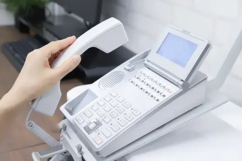 固定電話を“ほぼ使わない”のに「年2万円」以上かかっています。解約を検討中、友人に「売却したほうがいいよ」と言われたのですが、どこで売れますか？“解約・売却”について解説