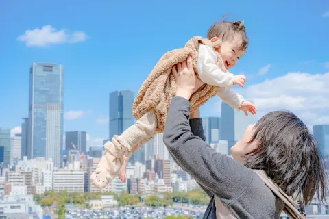 【多摩川格差】相模原在住のわが家より「保育料70万円以上は安い」という“町田在住”のママ友…すぐ隣なのに、こんな格差は不公平ですよね!? 子育て世帯を左右する「自治体の違い」とは