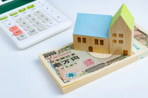 平均年収“478万円”の日本で「家を買えない若者」が増えている？ 都内は“1億円超マンション”も当たり前…今後は「一生賃貸」で暮らすべき？ 年収・住宅価格を比較