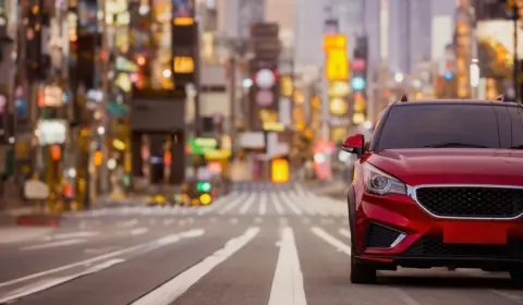 通勤で毎日「片道20km」走行。カタログ燃費では「リッター18km」なのに、実燃費は「リッター11km」でした。エコ運転を心がければ、本当にカタログに近い燃費になるのでしょうか？