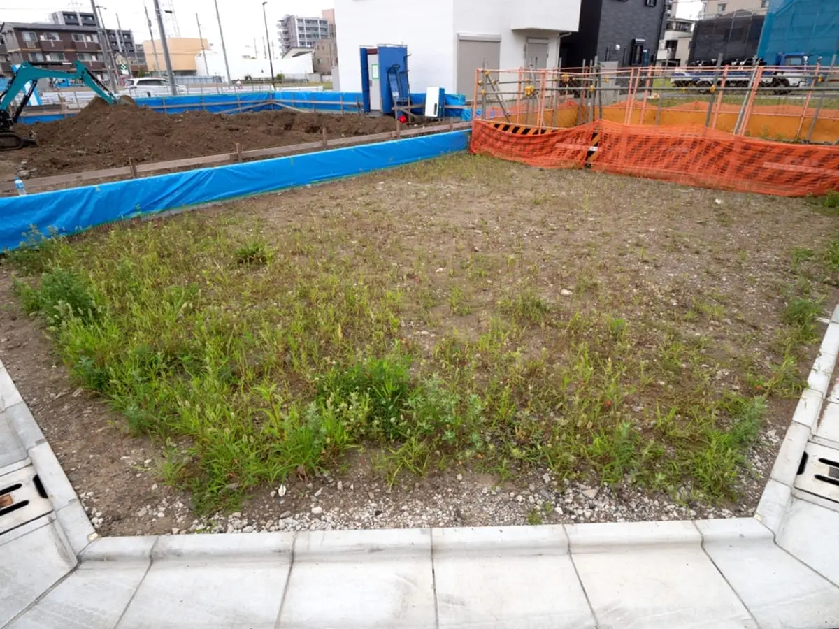 SNSで実家の土地に「明治時代の債権額108円が残ってた」投稿が話題！“130年分の遅延損害金”とあわせ「915円の支払い」は安すぎる!? 当時の価値に換算してみた