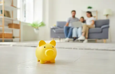 5歳の子どもの教育費が貯められず、いまだに貯金ゼロです。どうしたらいいか、「年間のスケジュール」で分かりやすく教えてください