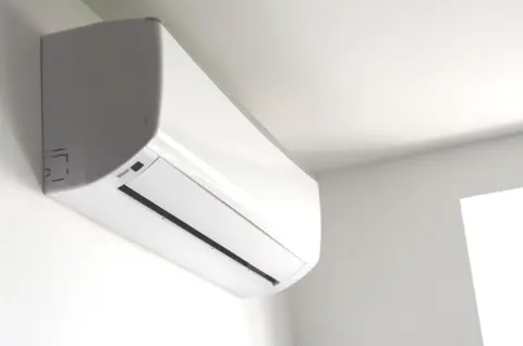 “暖房はつけっぱなしが得”と思っていましたが、電気代が5000円跳ね上がりました。冬のエアコンは、「こまめに消す」べきだったのでしょうか？