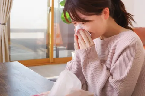 花粉症歴10年で、毎年「市販薬に月5000円」ほど使用…病院で処方してもらった方が“医療費控除”の面でもお得だと聞きましたが、本当でしょうか？