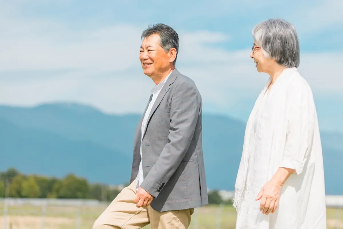 年金最高額は月30万円超え？ 自分は月13万円ほどです。会社員として40年も働いてきたのに最高額もらえる人は、どんな人生・キャリアなのでしょうか？