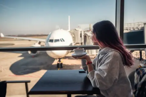 クレジットカードの特典で空港ラウンジを年2回使っています。年会費「2万円」は元が取れている？