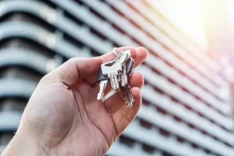 住宅ローンの審査に落ちるのはどんな人ですか？ 年収600万円、4000万円のマンション購入を検討中です