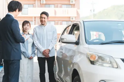 親が「新車300万円」の“シエンタ”を購入してくれました。少しずつお金を返しているのですが、借金の返済なのに“贈与税が発生する”って本当ですか？ 返済時の注意点とは