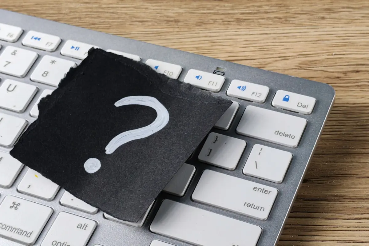 友人から「父から生前贈与を受けた」と聞きました。“普通の相続”と生前贈与ってどう違うのですか？