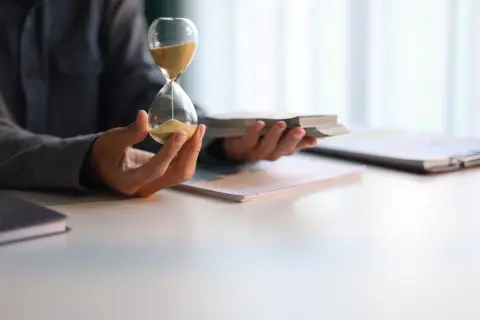 退職金1200万円。「半分は使ってもいい」と夫が言いますが、老後資金として残すべき？