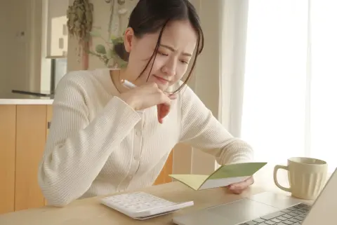 教育資金の非課税制度を使って祖父から振り込まれた「1000万円」。先月祖父が亡くなったのですが、残り「500万円」はこのまま受け取って問題ないですか？