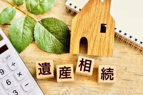 “貯蓄3000万円”の両親。賃貸暮らしで現金以外の資産もないようだし、もし父に何かあっても「母＋子2人」のわが家なら“争族”に発展する心配はないですよね？