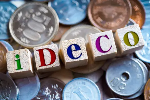 iDeCoを「月2万円」積み立て中ですが、今後“70歳まで延長”なら期限を延ばすべき？ 会社員で「年金15万円・貯蓄1000万円」なら、65歳までで大丈夫でしょうか？ 継続のメリットとは