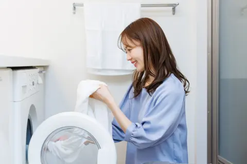 子どもが生まれてから、洗濯回数が増えたせいか水道光熱費が『月1万円』ほど上がりました。家族が増えたと考えれば妥当なのでしょうか、それとも見直しが必要なレベルなのでしょうか？